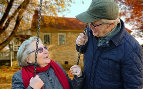 Доплата к пенсии за 30 лет совместной жизни супругов