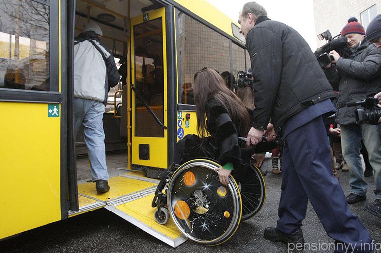 Инвалид в транспорте